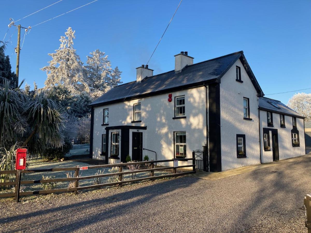 The Old Post Office Lodge Enniskillen Bagian luar foto